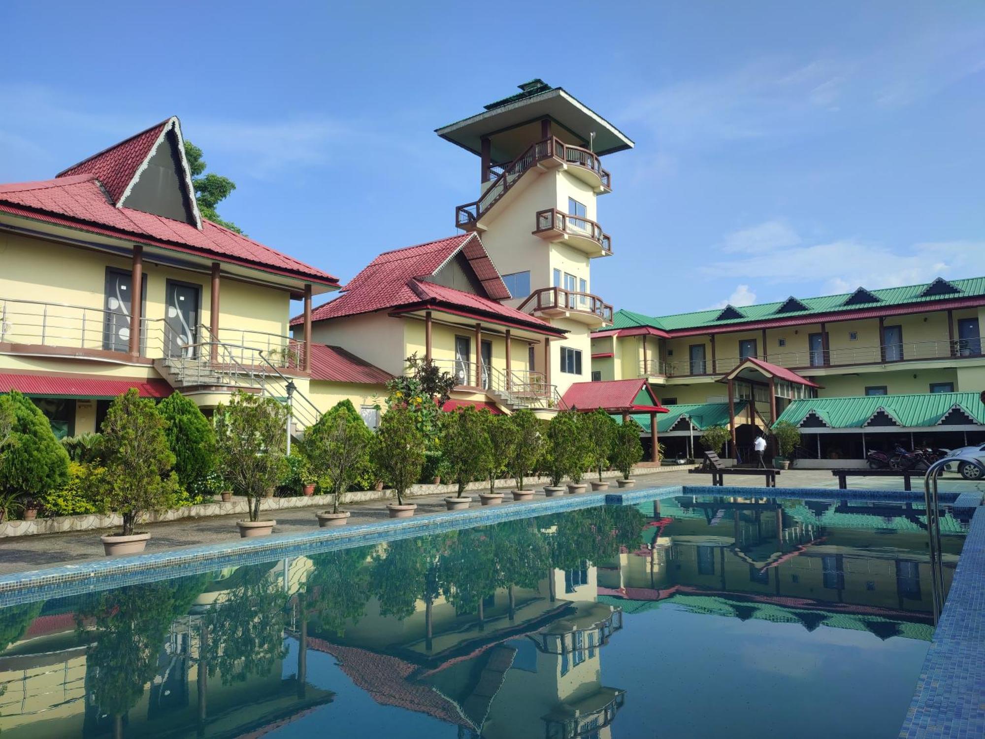 Maa Greenary View - A Holiday Resort Alipur Duar Esterno foto