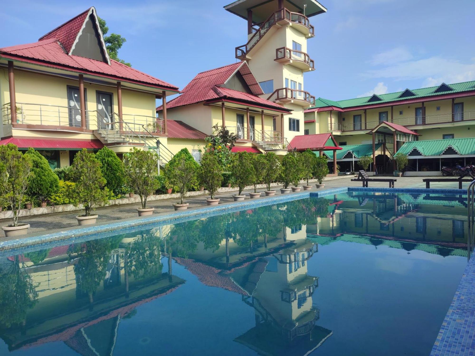 Maa Greenary View - A Holiday Resort Alipur Duar Esterno foto
