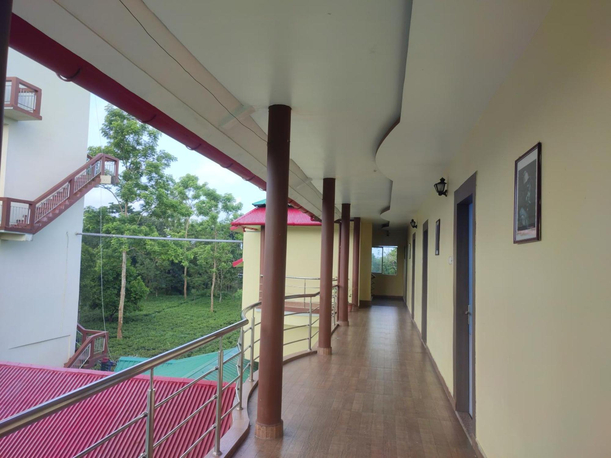 Maa Greenary View - A Holiday Resort Alipur Duar Esterno foto