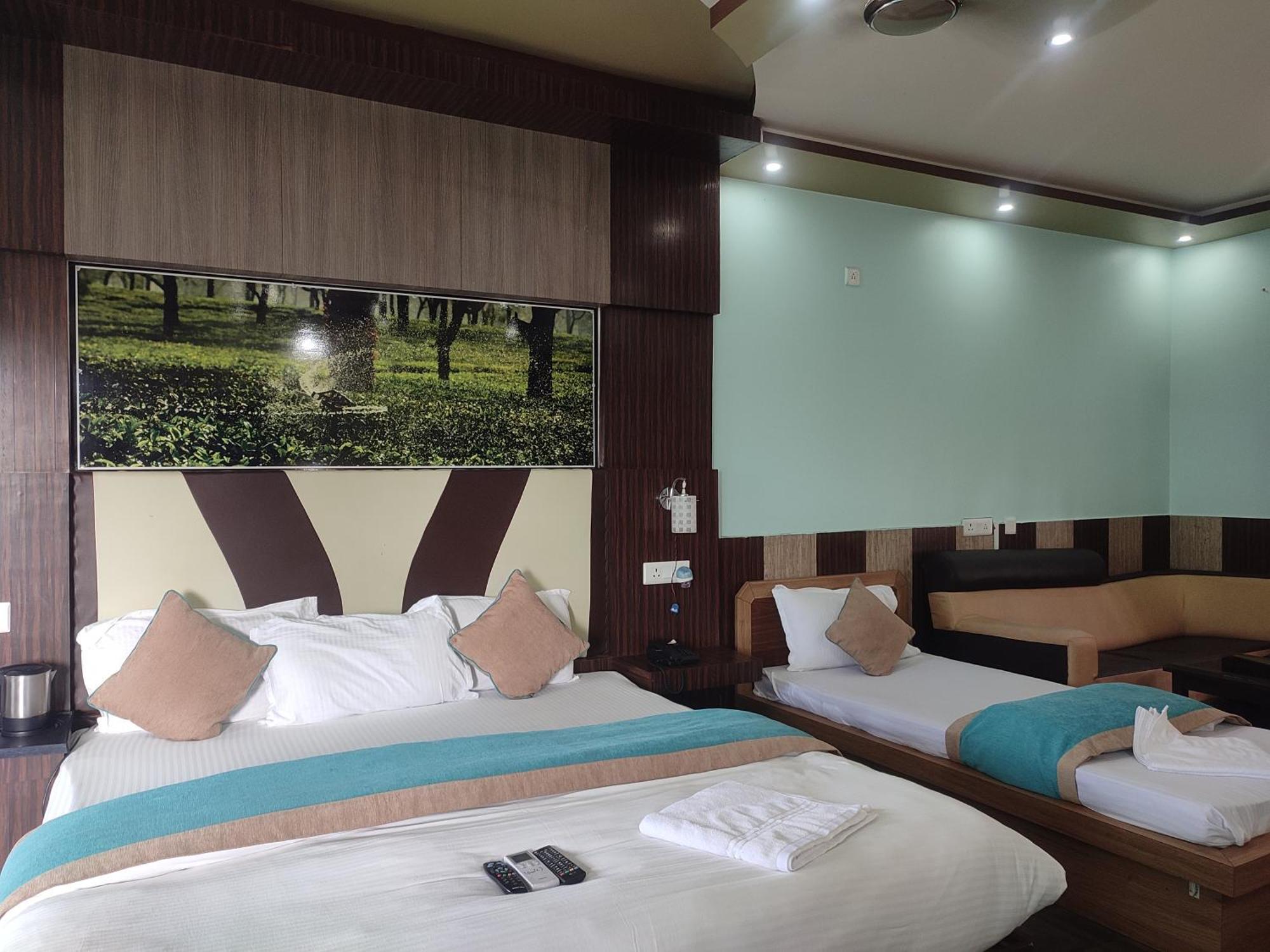 Maa Greenary View - A Holiday Resort Alipur Duar Esterno foto